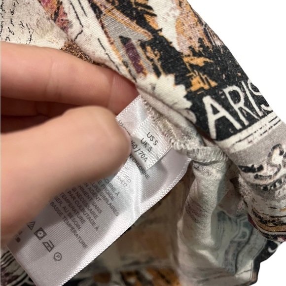 Urban Outfitters Post Card Mail Print Mini Skirt Size Small 90s Y2K Vibes - Picture 9 of 9